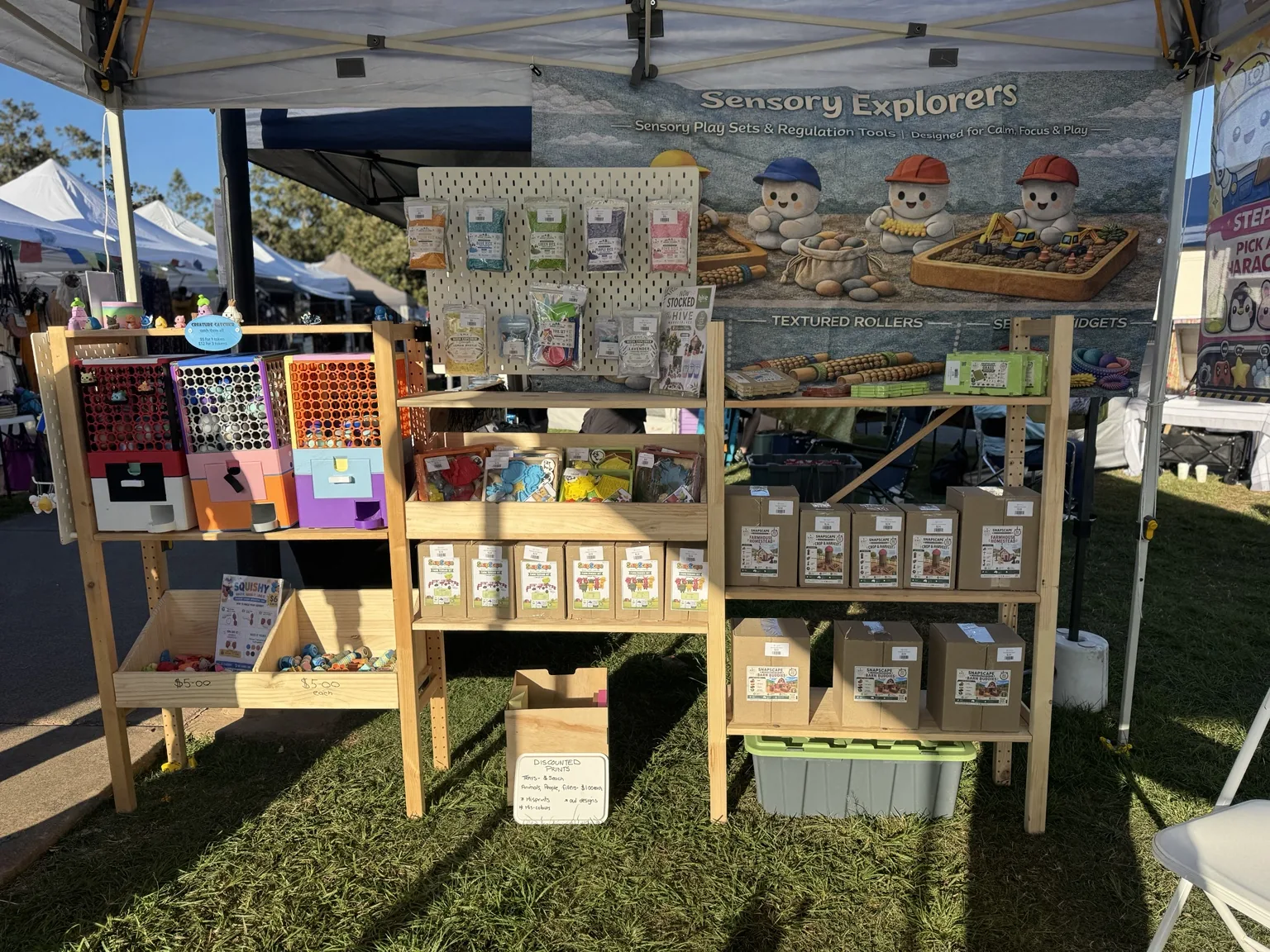 EMT Dimensions market stall display